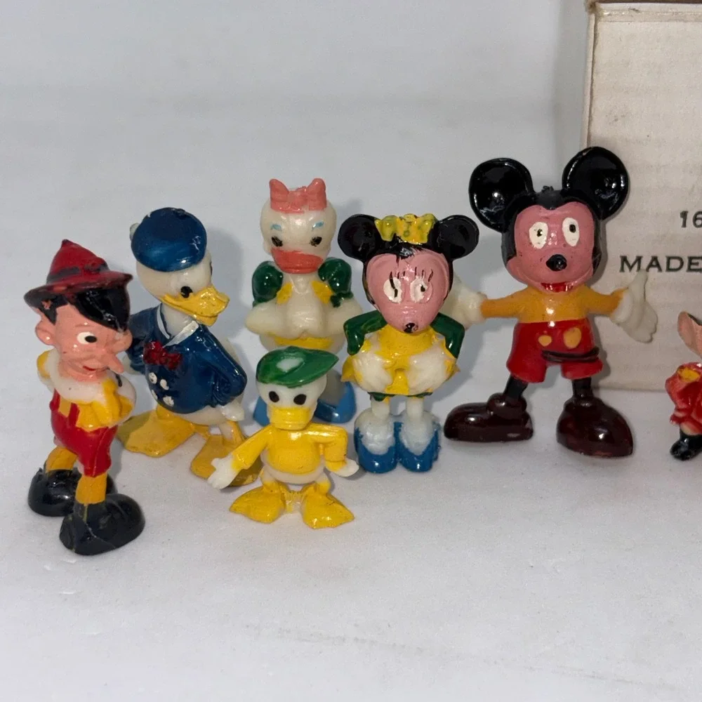Vintage Disneykins 14pc Miniature Figures Marx HK-6760 Mickey Dumbo Peter Pan